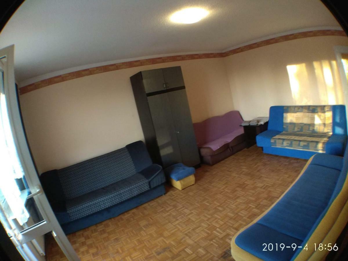 2020 Zwyciestwa 18 - Mieszkanie / Kawalerka / Studio Poznań Buitenkant foto